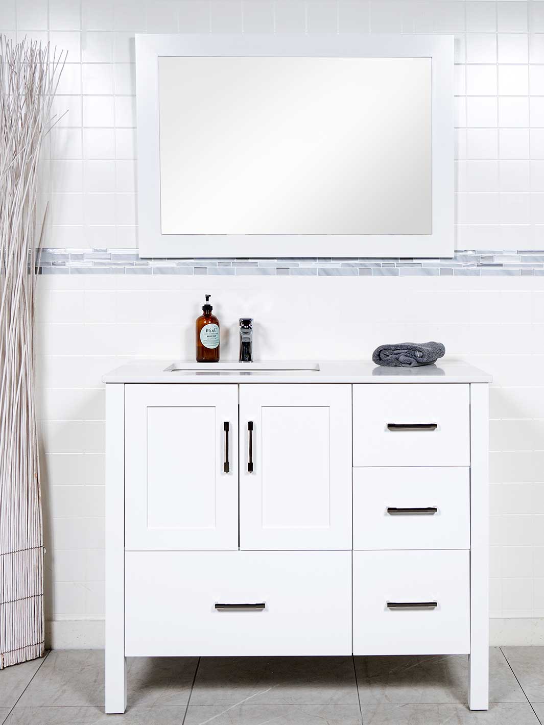 41 inch Vanity with Left Offset Sink - Style 2441