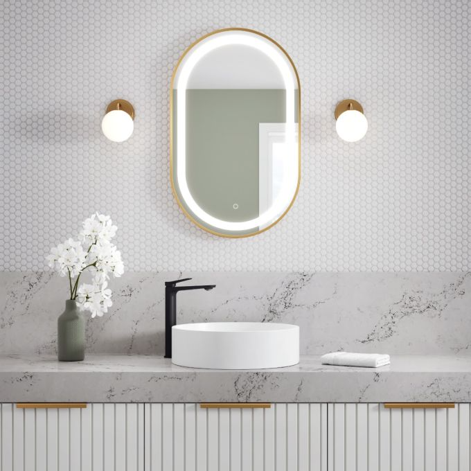 Effect Led-Illuminated Bathroom Mirror - 20”X32” - Brushed Gold